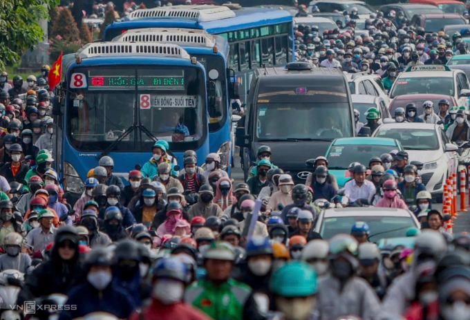 胡志明市免公交車票時控制補貼資金的挑戰