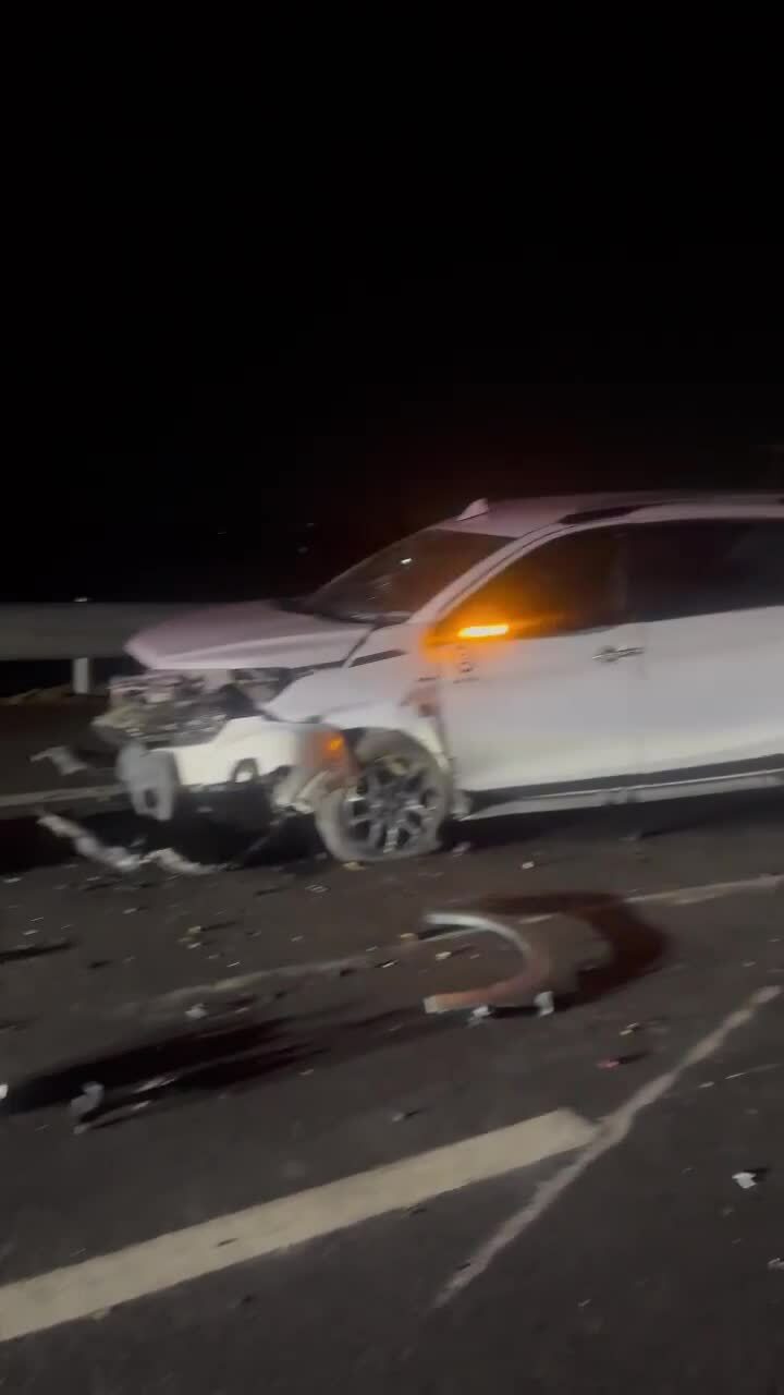 邊和-頭頓高速公路未通車時發生車禍