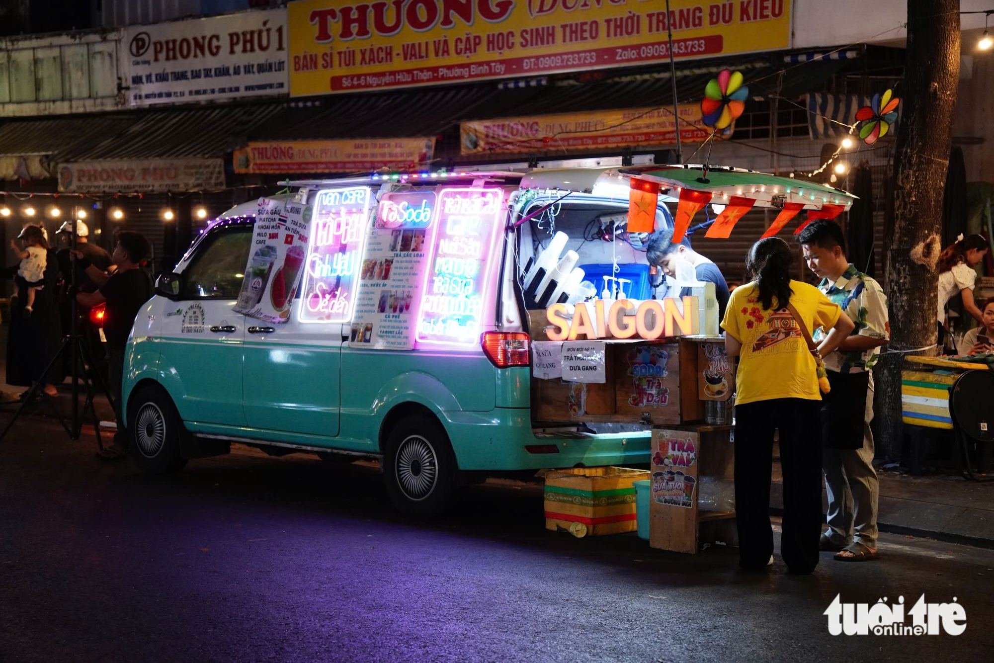 胡志明市推出唐人街夜市，營業時間從18點到0點
