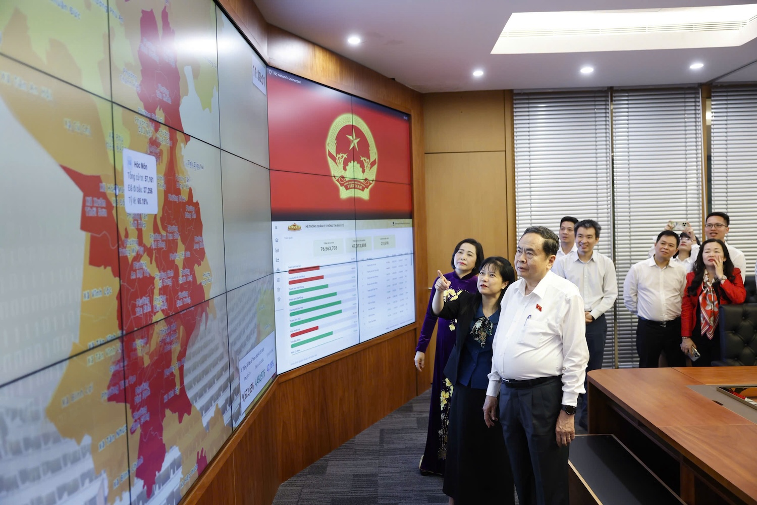 国会主席:选拔德才兼备、有胸怀的人为国家发展贡献力量