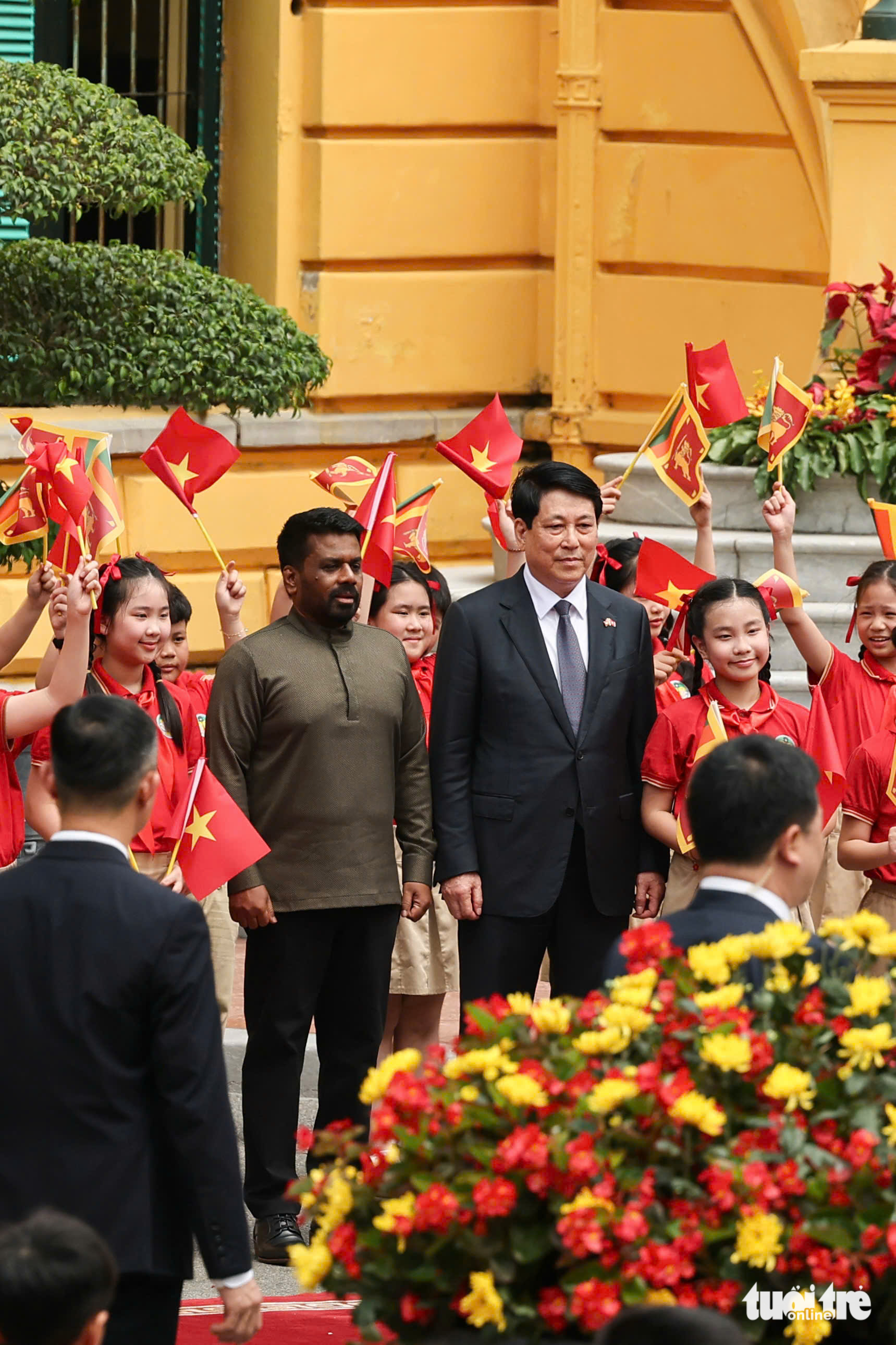 国家主席梁强迎接并与斯里兰卡总统会谈